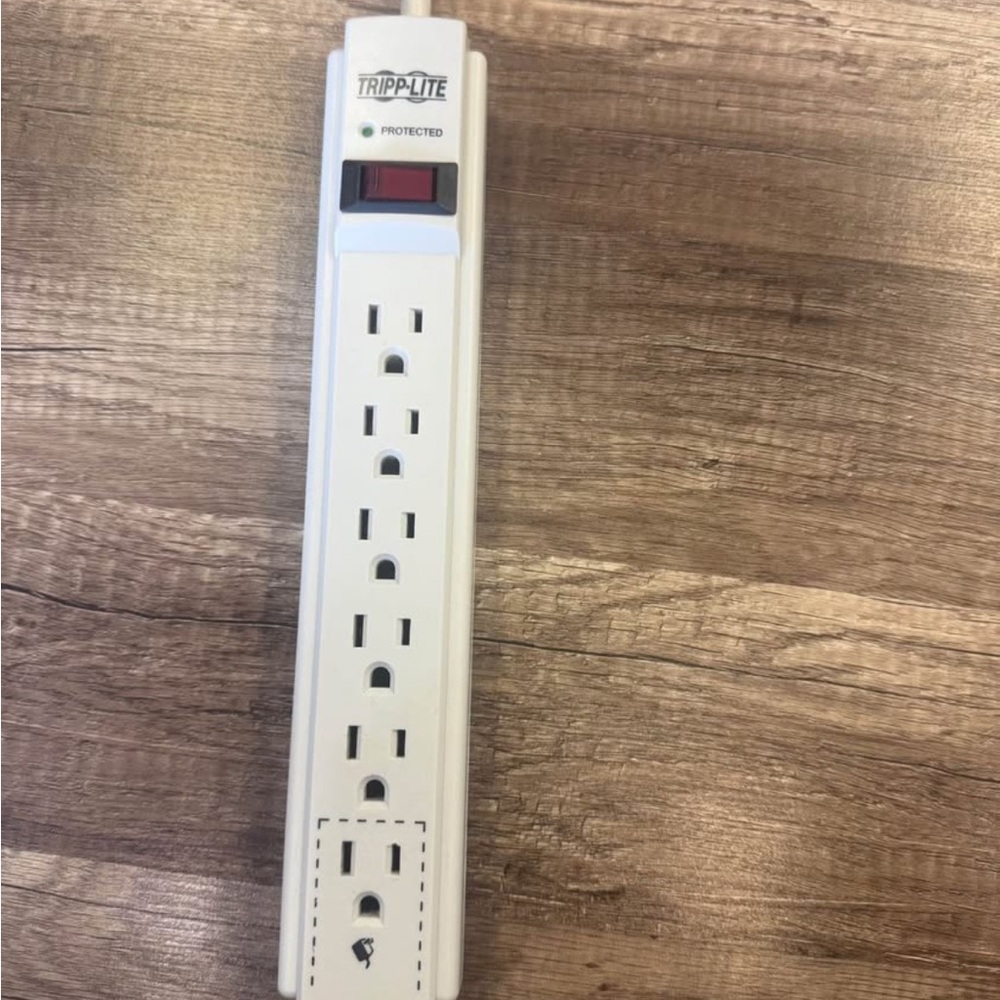 White 6-Outlet Surge Protector Power Strip 🤍🤍🤍